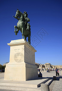 路易十四的雕像太阳房子力量艺术雕塑青铜理事会国王君主文化图片