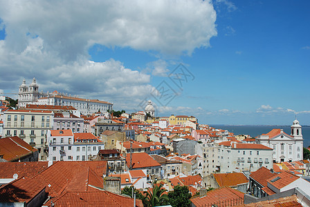 里斯本葡萄牙首都城市之景Lisbon市中心蓝色全景大教堂首都旅游场景建筑学风景城市图片