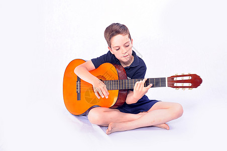 带吉他男孩音乐声学乐感教育吉他字符串男生小伙子图片