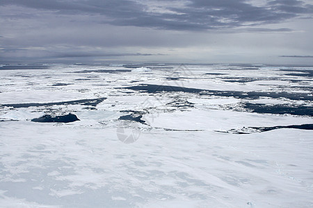 南极洲的海冰冻结航班风景冰山天线空气图片