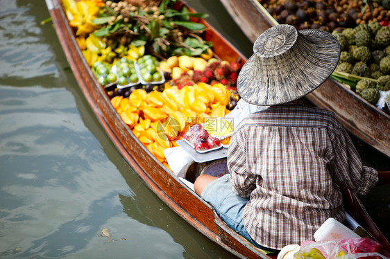 浮动市场运输蔬菜女士运河异国文化水果传统商务情调图片