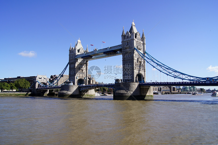 伦敦市的塔大桥景观地标风景历史天空旅游城市吸引力蓝色图片