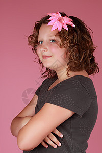 少女十几岁前白色孩子青少年青春期粉色卷曲金发青年图片