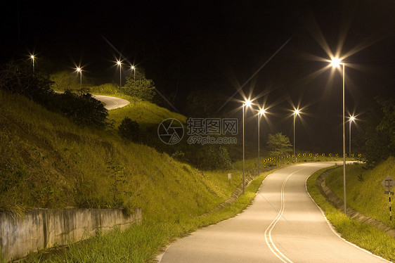 夜间热带乡村公路  夜间农村街道爬坡运输旅行沥青车道道路图片