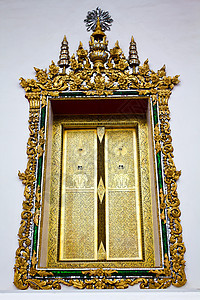 寺庙的金色拱窗图片