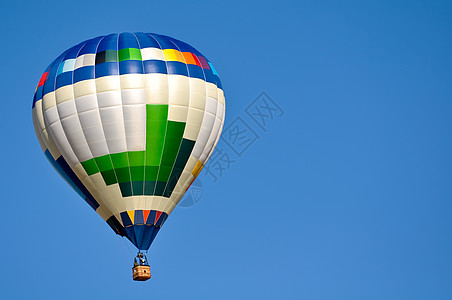 热气球蓝色节日白色空气年度篮子天空乐趣航空季节性背景图片