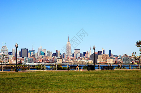 中城曼哈顿天线游客建筑学建筑摩天大楼办公室蓝色旅行正方形海港水路图片