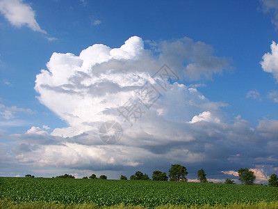 伊利诺伊州雷暴雷雨积雨预测预报部分气候农场阳光天空气氛图片