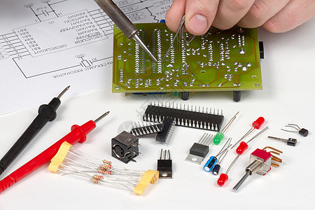 工程修理电路电气金属生产硬件工程师制造业接线电阻器晶体管电脑图片