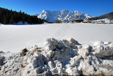 2007年意大利多洛米特阿尔卑斯山冬享受高山全景山地娱乐天堂假期森林滑雪者旅行图片