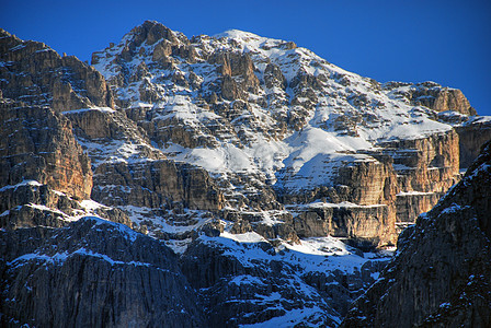 2007年意大利多洛米特阿尔卑斯山冬山地滑雪自行车旅行天堂滑雪者天空娱乐森林假期图片