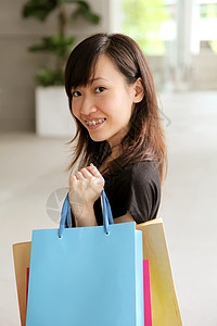 新加坡购物亚洲消费者高清图片