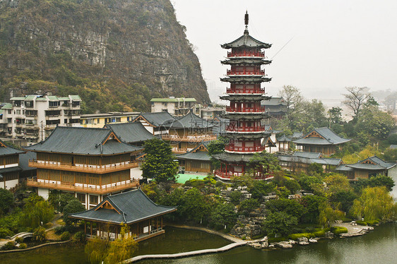 传统中国菜园木头入口建筑艺术宝塔石头建筑学岩石旅行花园图片
