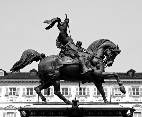 都灵圣卡洛广场正方形广场建筑学雕像青铜王子皇家马术国王教堂图片