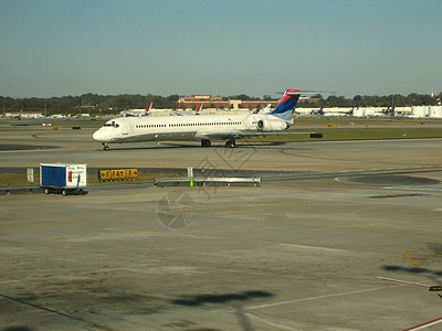 机场和飞机技术翅膀航空商务服务员引擎客机旅游控制跑道图片