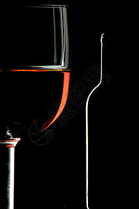 葡萄酒红色玻璃反思瓶子反射品酒剪影酒厂酿酒师图片