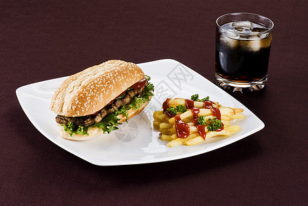 里贝牛排餐白色食物牛扒芝麻芝士黄瓜餐厅洋葱汉堡脂肪图片