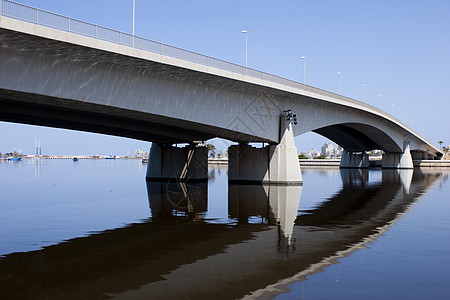 班加西桥图片