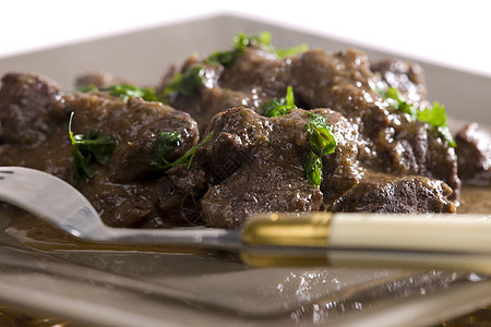 酒加红葡萄酒美食熟食内饰盘子营养鹿肉菜肴猪肉膳食叉子图片