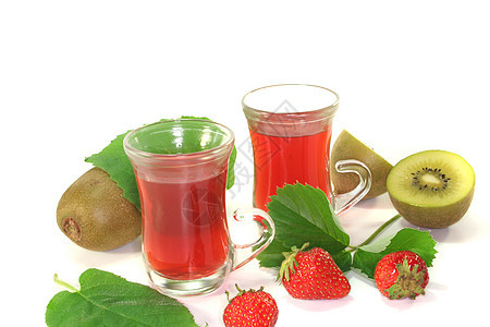 草莓kiwi茶水果草本植物茶杯奇异果热饮玻璃杯子浆果树叶饮料图片