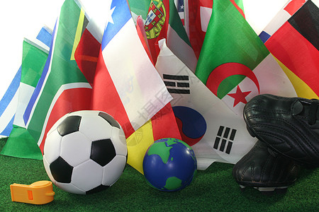 还得练！米兰主力前锋S