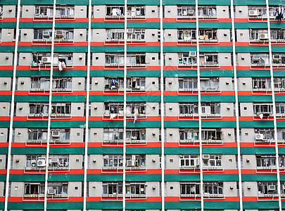 香港公共住房公寓区一楼建筑蓝色天空家庭住宅民众城市运输财产火车图片