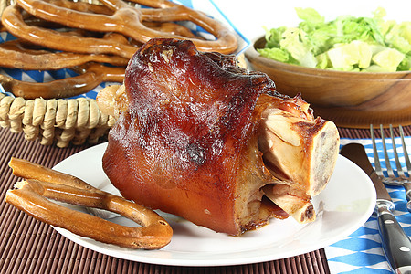 烧烤猪叉小腿餐巾骨头美食沙拉食物传统猪肉蓝色皮肤图片