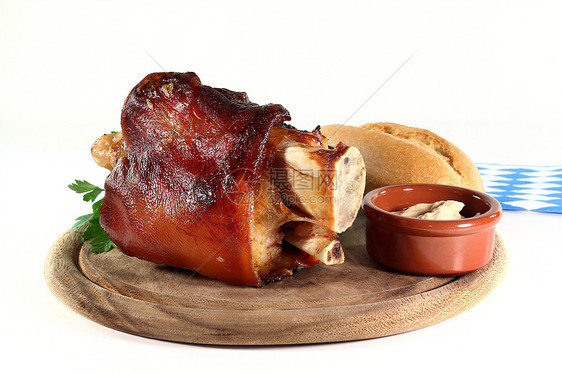 烧烤猪叉餐巾果皮猪肉蓝色传统骨头皮肤美食小腿食物图片
