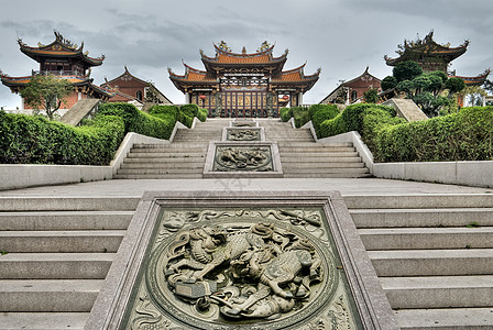 寺庙一角中华传统寺庙天空建筑学艺术崇拜信仰戏剧性建筑纪念碑文化上帝背景