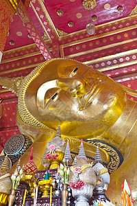 面带笑脸的金芽神社纪念碑神性文化佛陀雕像沉思雕塑眼睛信条图片
