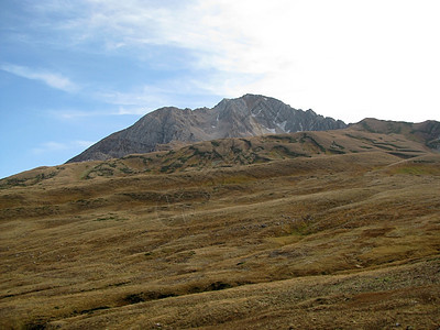主要高加索山脊背景高山风景斜坡旅行解脱一条路线植物群全景旅游图片