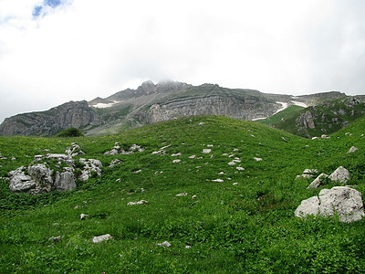 山山脉天空高山路线青菜旅行文件岩石山丘全景高原图片