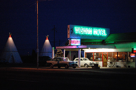 维格瓦姆汽车旅馆棚屋旅馆天空公路红色汽车酒店房间帐篷路线图片