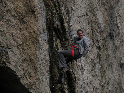 攀岩风景山脉绳子岩石旅游生活方式登山极端娱乐乐趣背景图片