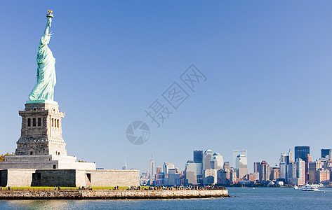 自由女神像和美国纽约市曼哈顿风光建筑物天际雕像旅行自由世界建筑学摩天大楼地标图片