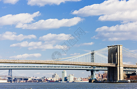 美国纽约市布鲁克林大桥和曼哈顿大桥世界外观建筑学景观旅行位置建筑地标城市图片