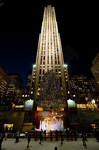 美国纽约州纽约市 圣诞节洛克菲勒中心摩天大楼旅行外观城市树木建筑物建筑学建筑世界照明图片