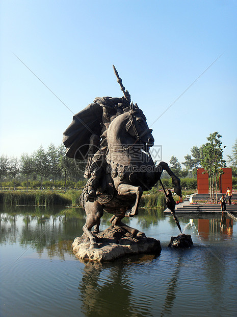 公民新闻女神像Li Shimin树木喷泉艺术长矛蓝天皇帝雕像雕塑图片