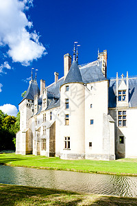 法国中部Millant城堡旅行外观建筑位置世界中心美扬地标建筑学历史背景图片