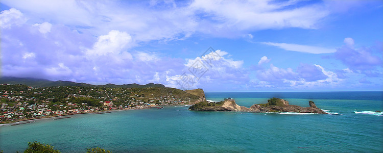 圣卢西亚海岸线云景蓝色岩石旅行天堂破坏海岸假期热带背景