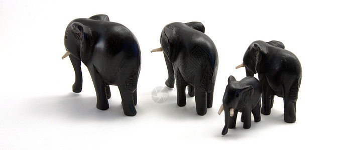 木材大象家庭图片