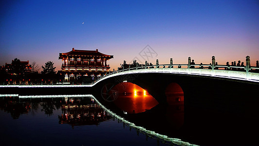 中国西安夜幕历史性旅行旅游文化城市访问历史景观建筑物场景图片