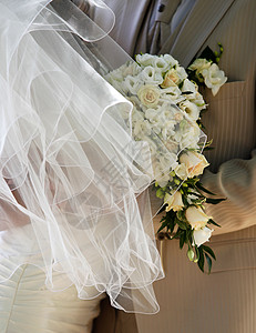 总括婚礼面纱玫瑰花朵裙子家庭白色戒指磁带传统图片