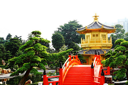奇林努纳里和中国花园的东方金子馆宝塔金子建筑公园文化尼姑庵寺庙宗教佛教徒红色图片