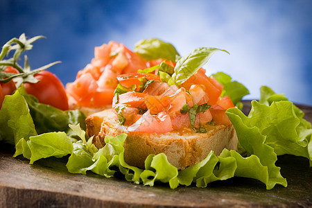 开胃菜美食鳀鱼沙拉洋葱食物零食图片