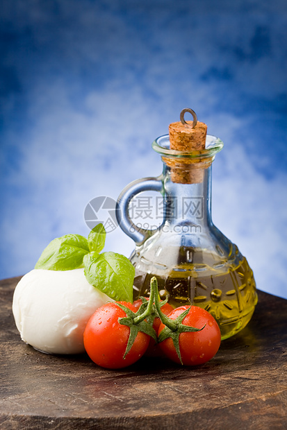 托马托莫扎里拉食品食物奶油乳制品素食图片