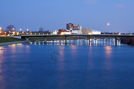印第安纳波利斯大桥高清图片