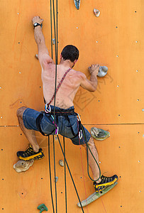 攀爬救援安全青年障碍绳索训练闲暇男人男生孩子图片