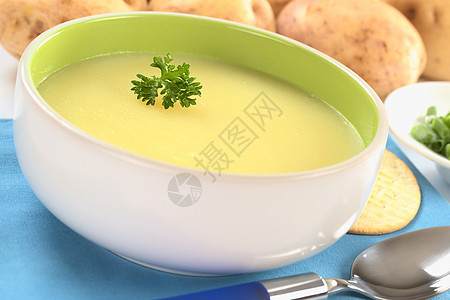土豆汤叶子营养食物黄色午餐香菜照片水平蔬菜绿色图片