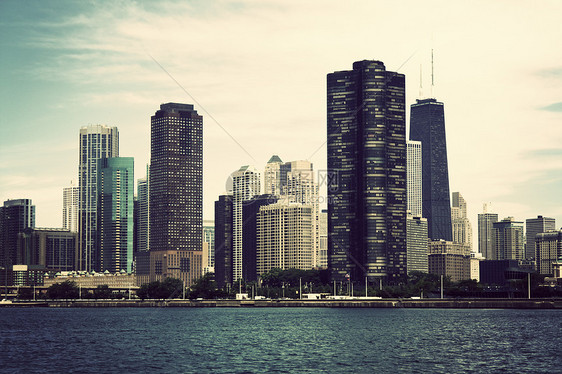 芝加哥湖边的芝加哥全景景观建筑学城市生活水平都市市中心天际摩天大楼办公楼图片
